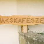 Macskafeszek Vendeghaz Feriehus